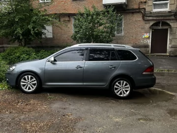 Авто Volkswagen Golf 2011 № 7775132