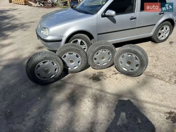 Авто Volkswagen Golf 2003 № 7775196