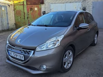 Авто Peugeot 208 2012 № 7775219