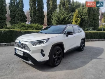 Авто Toyota Rav4 2018 № 7775300