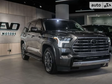 Авто Toyota Sequoia 2023 № 7775446