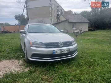 Авто Volkswagen Jetta 2015 № 7775530