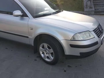 Авто Volkswagen Passat 2001 № 7775705