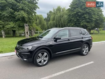 Авто Volkswagen Tiguan 2019 № 7775871