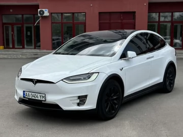 Авто Tesla Model X 2018 № 7775880