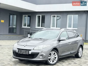 Авто Renault Megane 2010 № 7776004