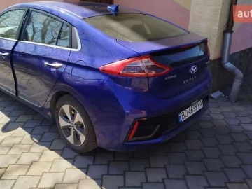 Авто Hyundai Ioniq 2019 № 7776012