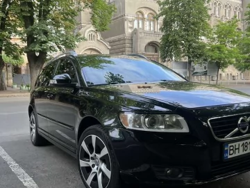 Авто Volvo V50 2012 № 7776028
