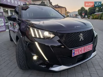 Авто Peugeot 2008 2022 № 7776147