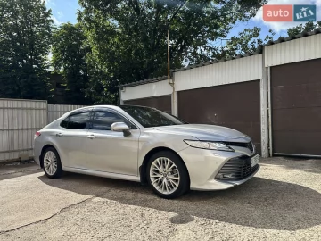 Авто Toyota Camry 2019 № 7776161