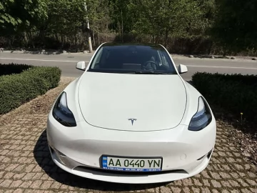 Авто Tesla Model Y 2021 № 7776167