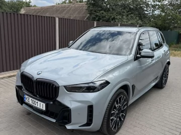 Авто BMW X5 2023 № 7776217