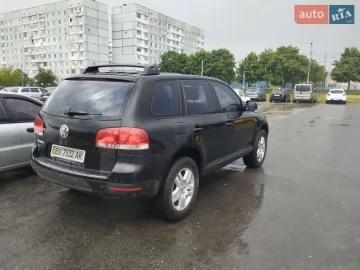 Авто Volkswagen Touareg 2003 № 7776320