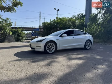 Авто Tesla Model 3 2022 № 7776468