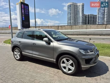 Авто Volkswagen Touareg 2017 № 7776497