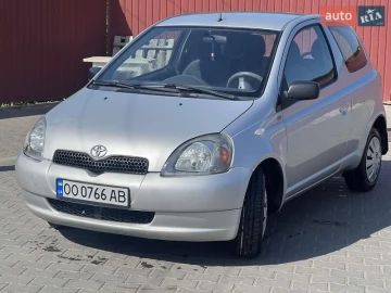 Авто Toyota Yaris 2001 № 7776578