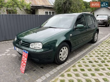 Авто Volkswagen Golf 2000 № 7776621