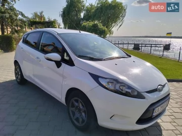 Авто Ford Fiesta 2011 № 7776679