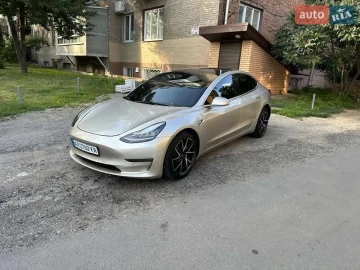 Авто Tesla Model 3 2019 № 7776774