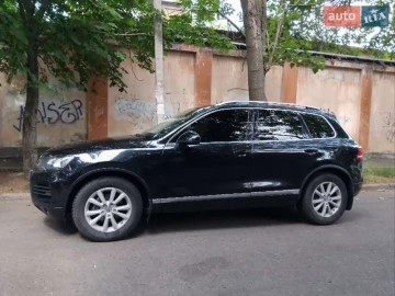 Авто Volkswagen Touareg 2011 № 7776776