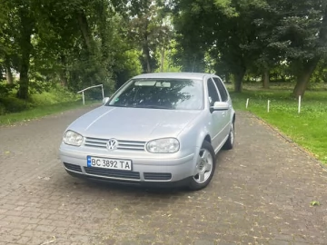 Авто Volkswagen Golf 2000 № 7776856