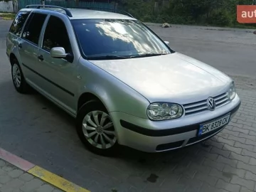 Авто Volkswagen Golf 2000 № 7776859