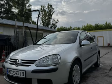 Авто Volkswagen Golf 2004 № 7776877