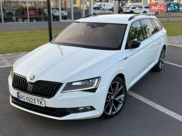 Авто Skoda Superb 2018 № 7777004