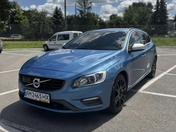Авто Volvo V60 2016 № 7777006