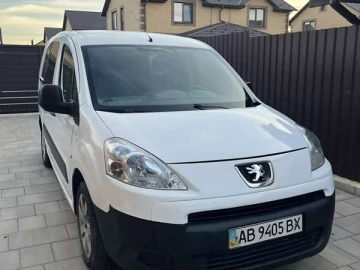Авто Peugeot Partner 2010 № 7777052