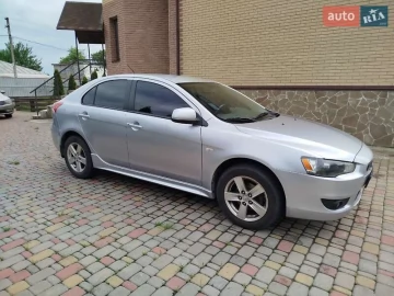 Авто Mitsubishi Lancer 2009 № 7777089