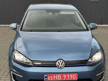 Авто Volkswagen E-Golf 2016 № 7777138