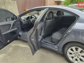 Авто Toyota Avensis 2011 № 7777158