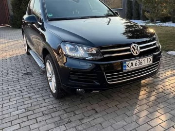 Авто Volkswagen Touareg 2012 № 7777199