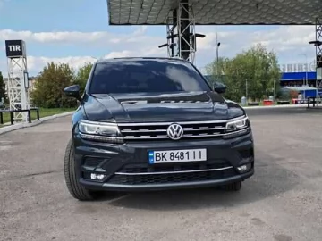 Авто Volkswagen Tiguan 2019 № 7777218