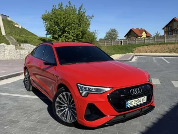 Авто Audi E-Tron Sportback 2020 № 7777295