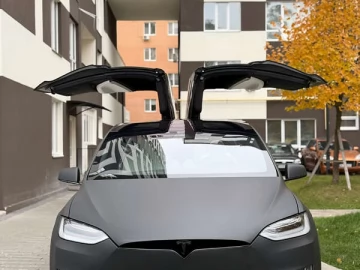 Авто Tesla Model X 2019 № 7777299