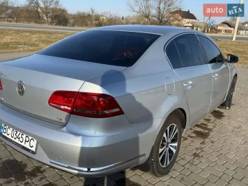 Авто Volkswagen Passat 2011 № 7777370