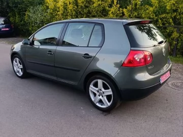 Авто Volkswagen Golf 2005 № 7777388