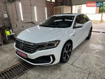 Авто Volkswagen Passat 2020 № 7777507
