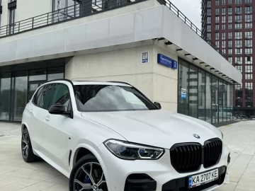 Авто BMW X5 2021 № 7777514