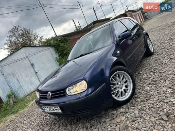 Авто Volkswagen Golf 2000 № 7777522