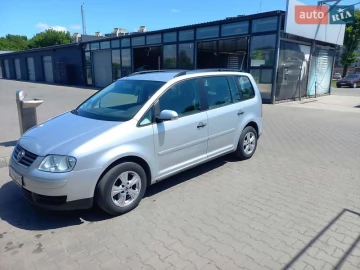 Авто Volkswagen Touran 2006 № 7777630