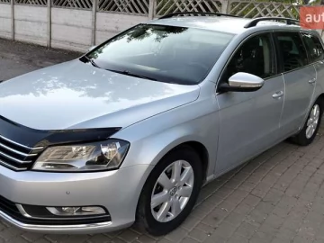 Авто Volkswagen Passat 2011 № 7777768