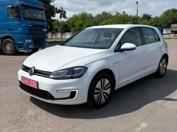 Авто Volkswagen E-Golf 2018 № 7777912