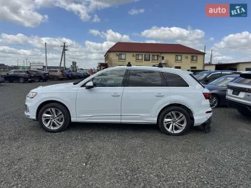 Авто Audi Q7 2021 № 7777974