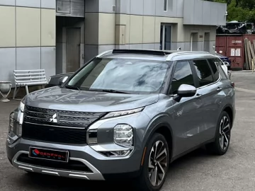 Авто Mitsubishi Outlander 2023 № 7777984