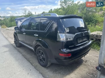 Авто Mitsubishi Outlander Xl 2008 № 7778002