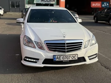 Авто Mercedes E-Class 2013 № 7778163