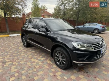 Авто Volkswagen Touareg 2014 № 7778206